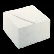 Serviettes pure ouate de cellulose, blanches, 33 x 33 cm, double épaisseur.